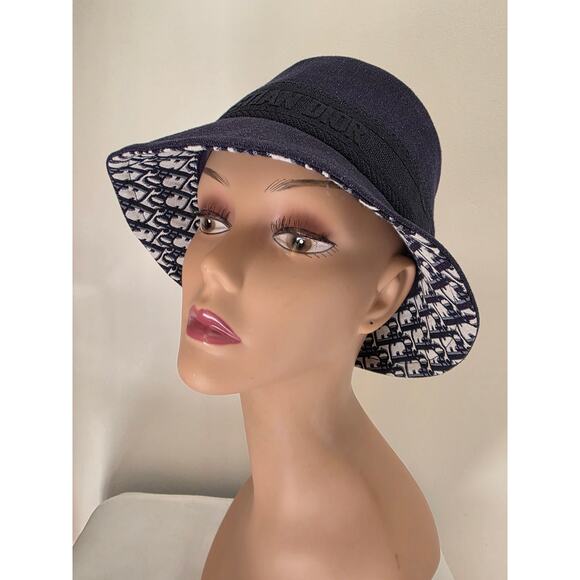 Christian Dior Navy Blue Logo Embroidered Canvas Bucket Hat M sz